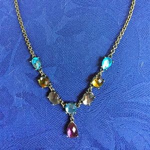 Pretty Avon Jeweltone Y Necklace